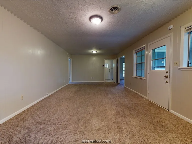 1217 Westover St — Photo 15