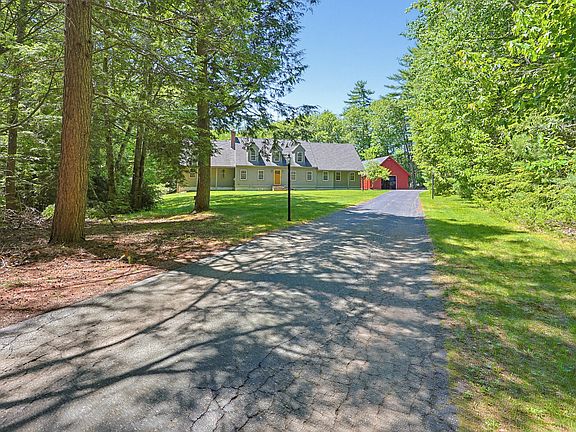 5th image of 33 Buttonwood Drive