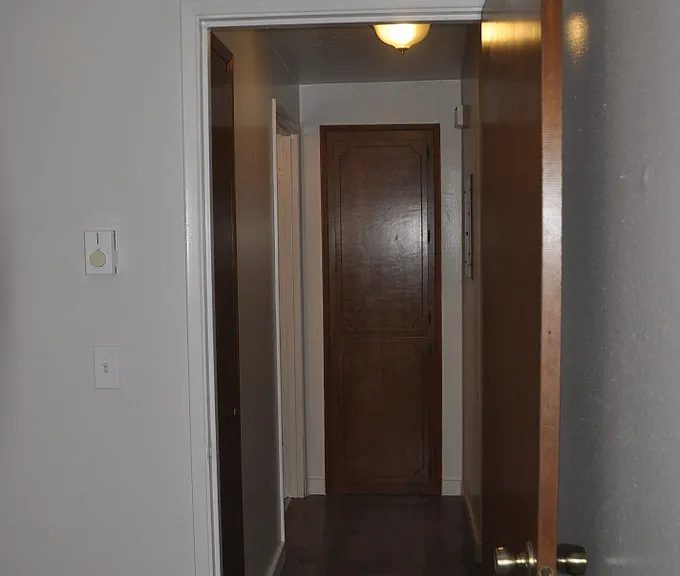 1322 N Holladay Dr — Photo 5