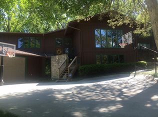 2005 Evergreen Cir, Manhattan, KS 66502