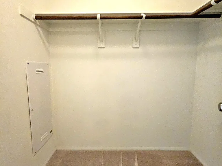 37 Bijou — Photo 19