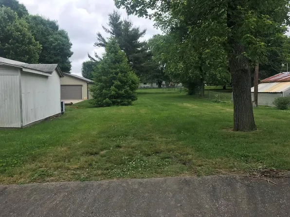212 Springlake St, Madisonville, KY 42431