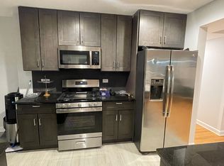 7105 W 79th St APT 1, Burbank, IL 60459