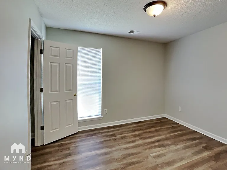 5624 Kaitlyn Dr W — Photo 15
