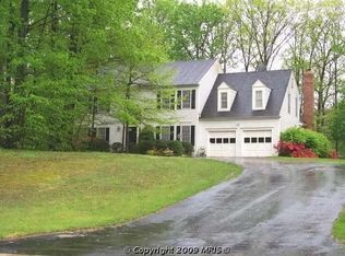 12729 Knightsbridge Dr, Woodbridge, VA 22192