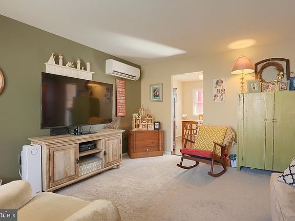 5th image of 304 Highland Dr