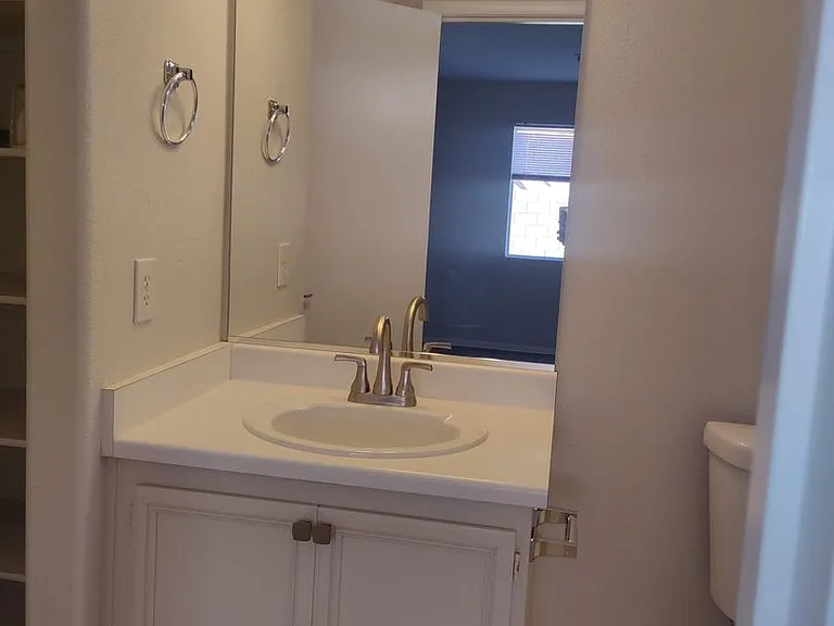 520 Bernini St — Photo 15
