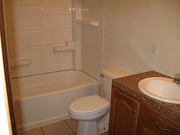 5th image of 223 N Florence Ave
