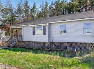 127 Lakeside Dr E, Forked River, NJ 08731