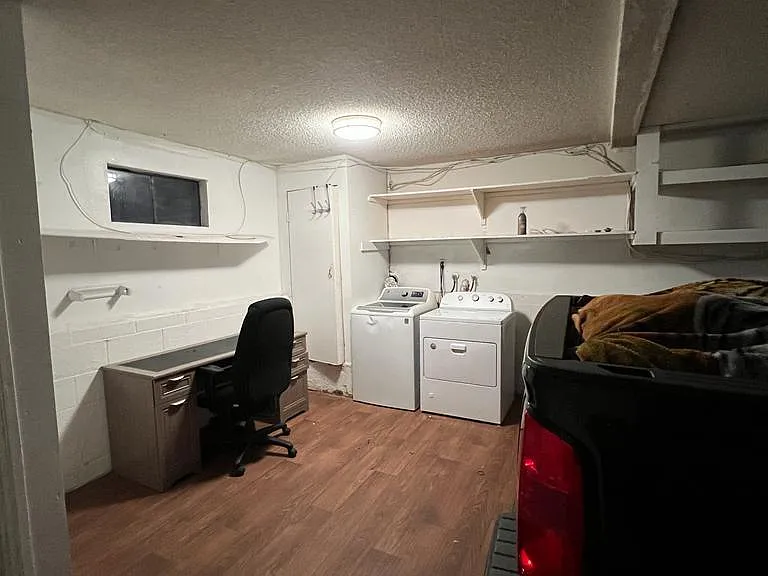 21930 Valerio St #9 — Photo 7