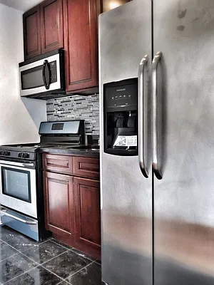 Rented by RES New York | media 4