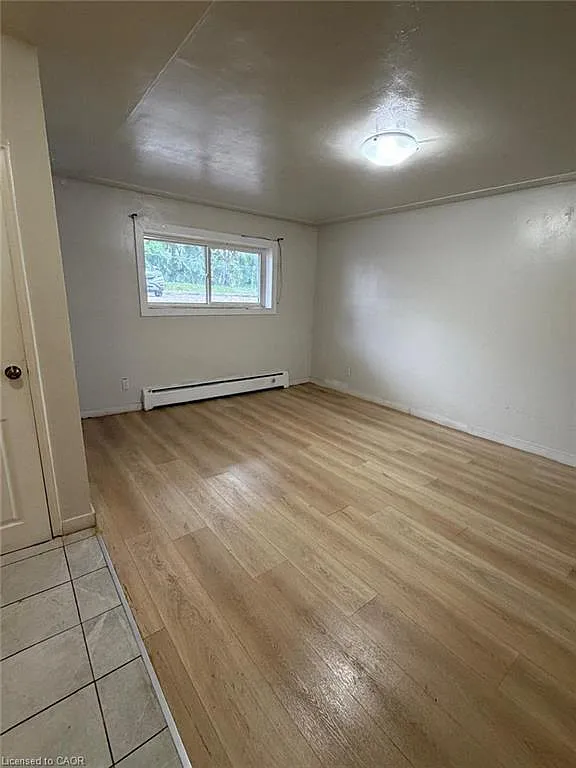 2 bed, 1.0 bath, $1,600 — Photo 3
