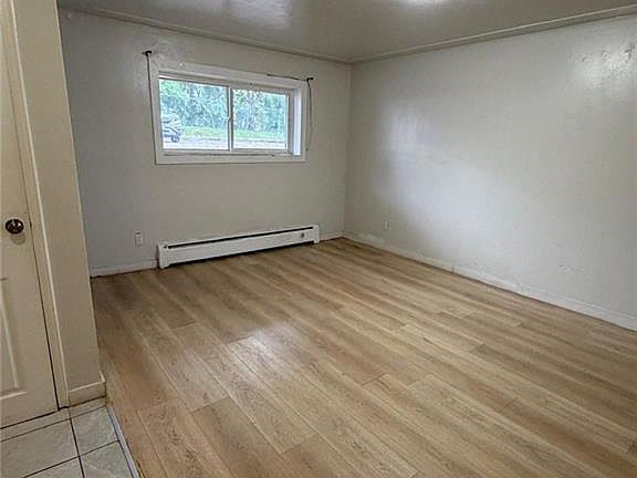 3rd image of 399 Mill St #2