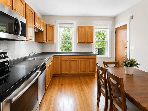435 Washington St #1 Photo 1