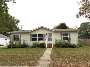 16 E 4th Ave, Groton, SD 57445