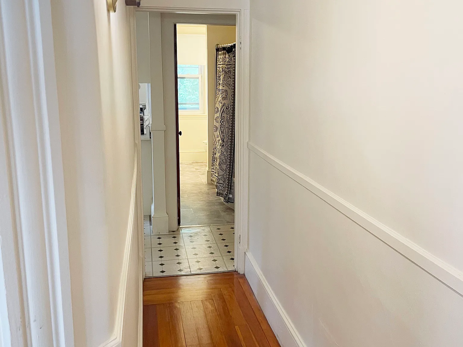 1 bed, 700 sqft, $1,900 — Photo 4