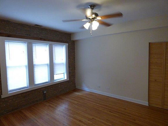 5th image of 1332-40 W Estes Ave #1336-1N