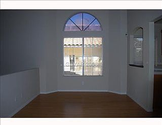 4th image of 1450 Harmony Hill Dr