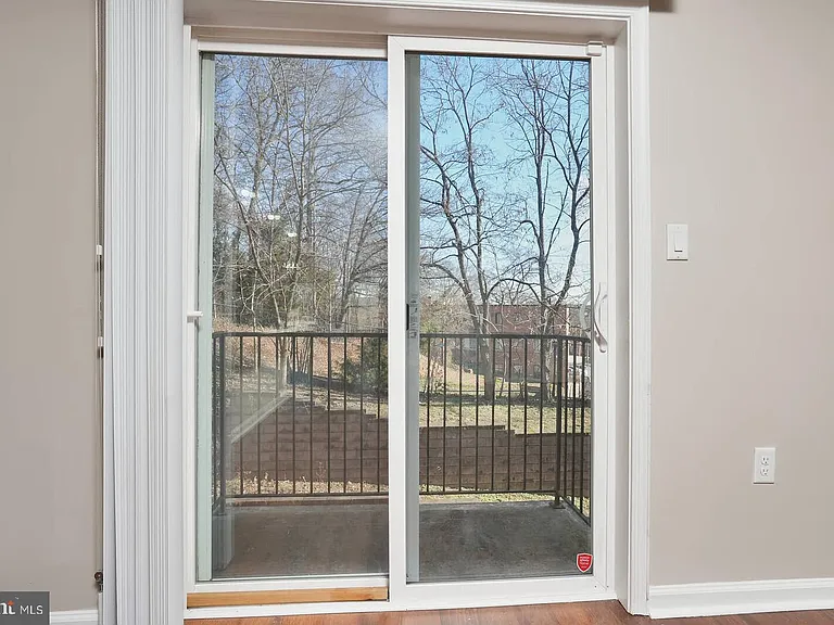 412 Woodcrest Dr SE #412B — Photo 18