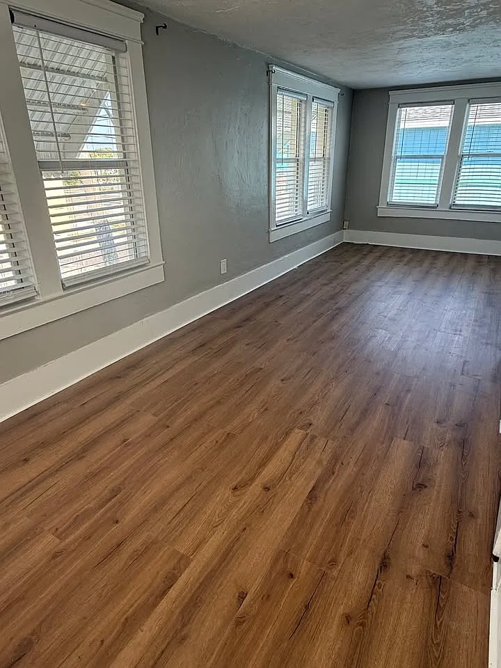 1 bed, 650 sqft, $1,200 — Photo 3