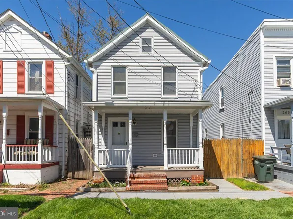 207 Maple Ave, Frederick, MD 21701