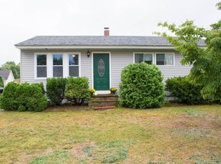 11 Marion St, Goffstown, NH 03045