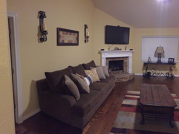 3rd image of 12602 River Bend Dr