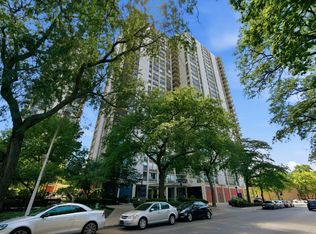 1360 N Sandburg Ter APT 2104C, Chicago, IL 60610