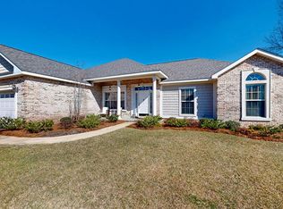 216 Glen Oaks Dr, Dothan, AL 36301