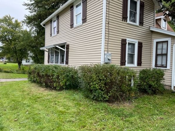 678 Waterloo Geneva Rd APT A