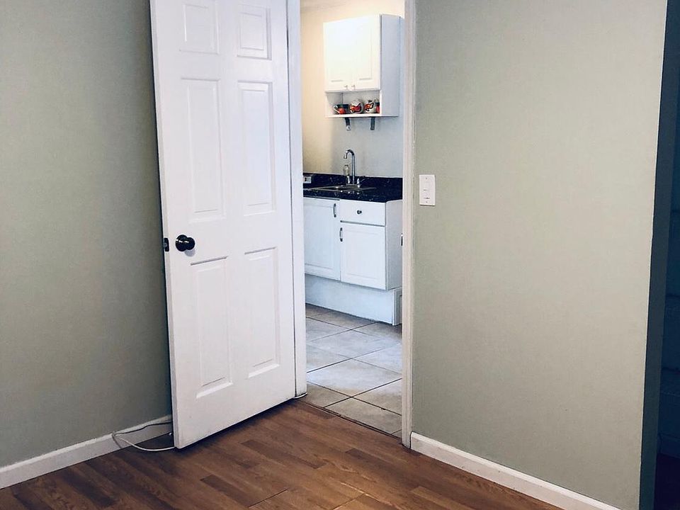 1st image of 12190 Colony Ave