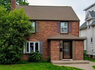 2722 Willow Ave, Niagara Falls, NY 14305