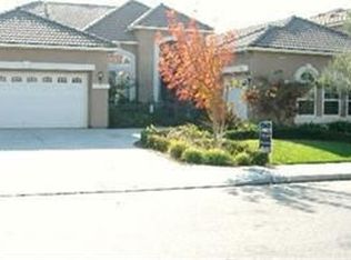 2933 E Quincy Ave, Fresno, CA 93720