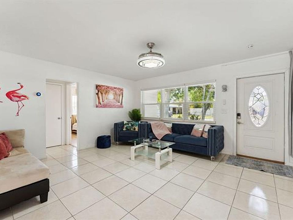 1st image of 254 SW 8th St #254