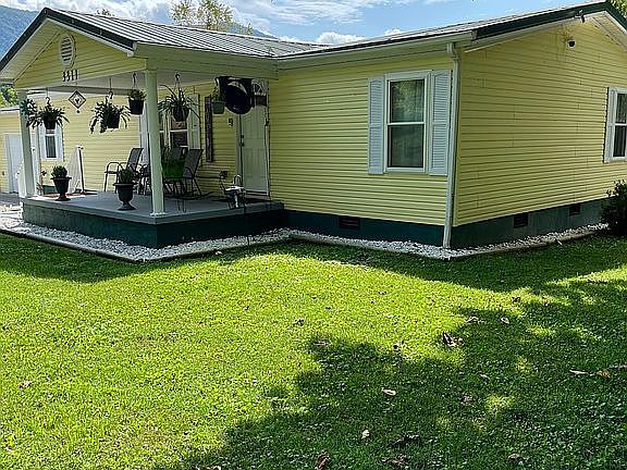2nd image of 3311 Rebecca Rd