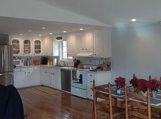 77 Pine St, Edgartown, MA 02539