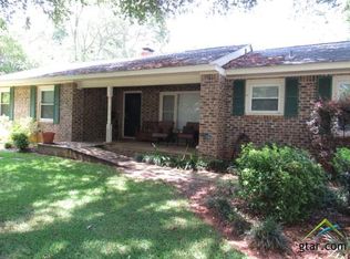 1003 Swanson Dr, Palestine, TX 75801