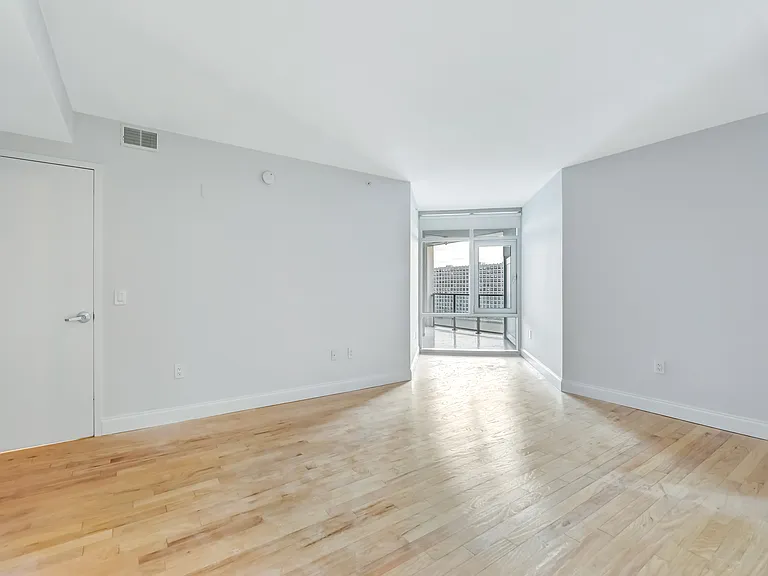 1701 Park Ave #908 — Photo 29