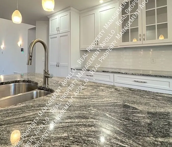 141 Victoria Ln — Photo 13
