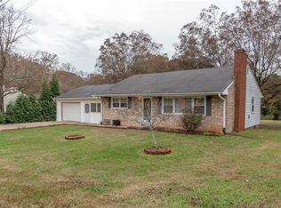 572 Wright Rd, Kernersville, NC 27284