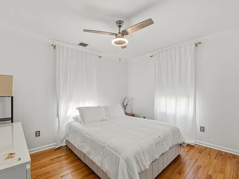 22 Chappelle St #3 — Photo 10