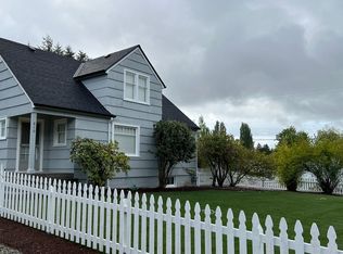 810 S Bay Rd NE, Olympia, WA 98506