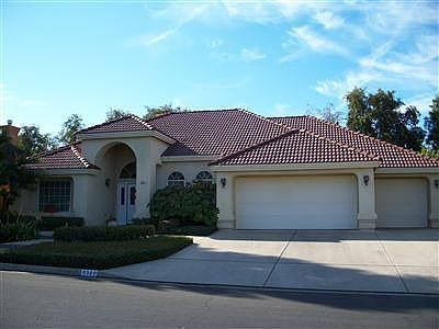 1st image of 9389 N Valley Green Dr