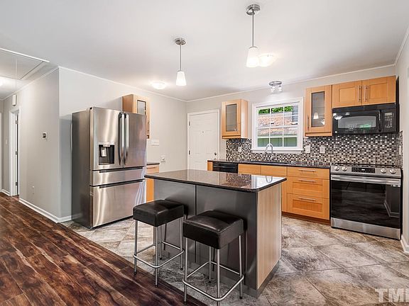 5th image of 2903 Shaftsbury Rd