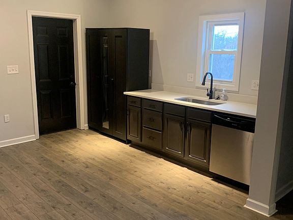 2nd image of 3022 Perrysville Ave Floor 1