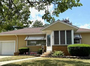 1618 S Jackson St, Bay City, MI 48708