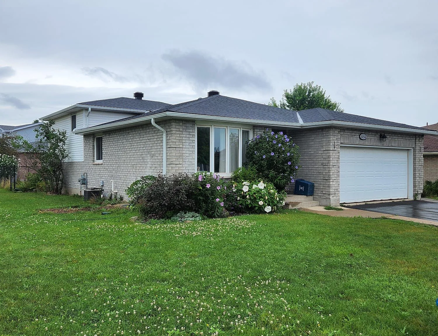 2 bed, $1,800 — Photo 3