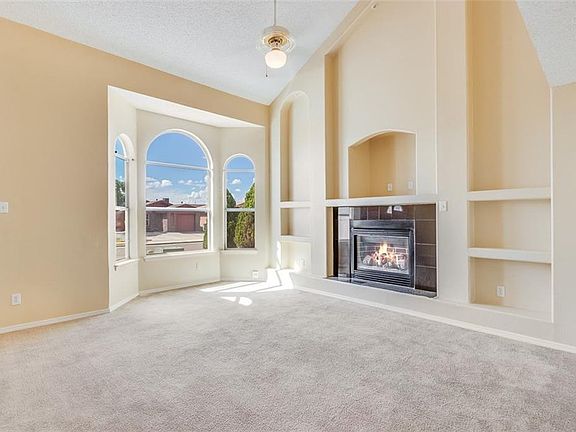 4th image of 3824 Lynwood St