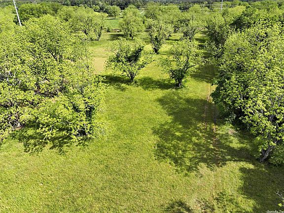 4th image of Pecan Meadows Dr