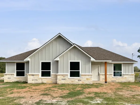 189 CAMPBELL DR, Canyon Lake, TX 78133